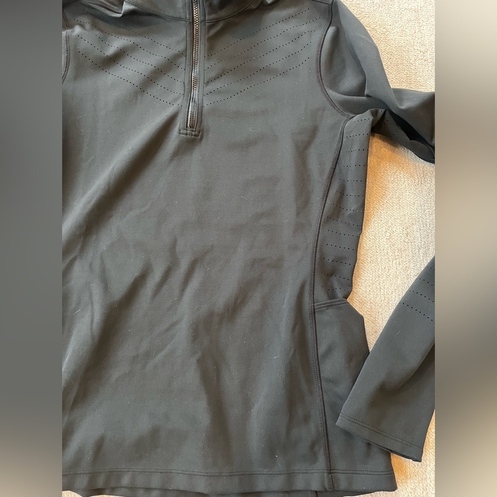 Title Nine Black Quarter Zip Pullover Women's Medium Athleisure - Picture 2 of 4